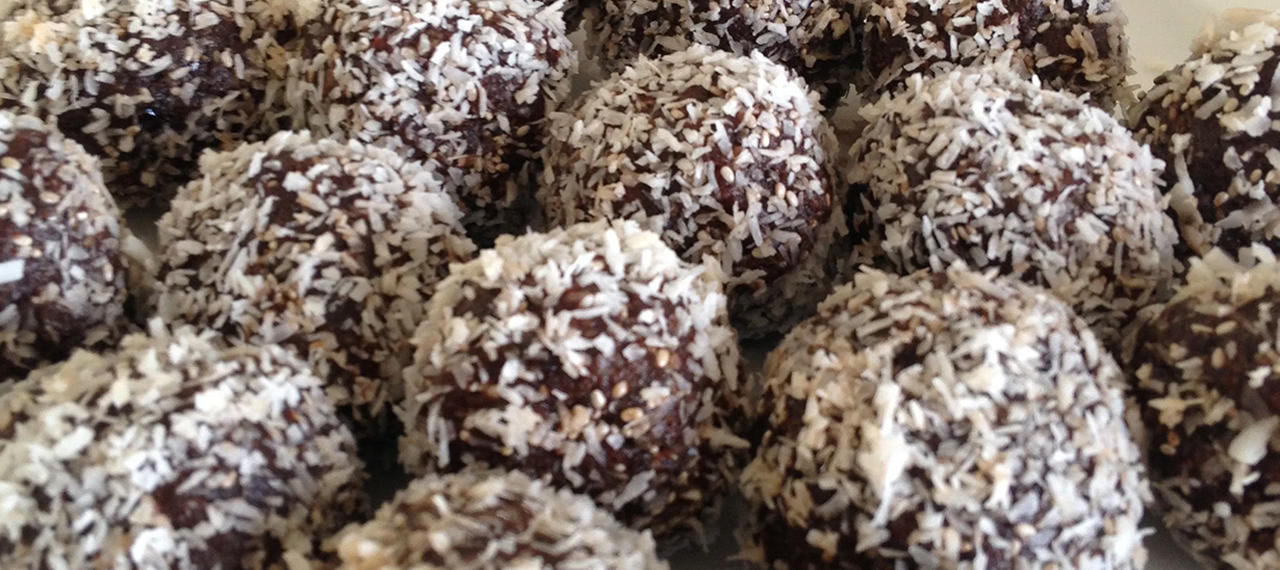 Nut-Free Raw Cacao Balls Recipe