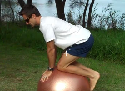 Primal Swiss Ball - Kneeling Balance